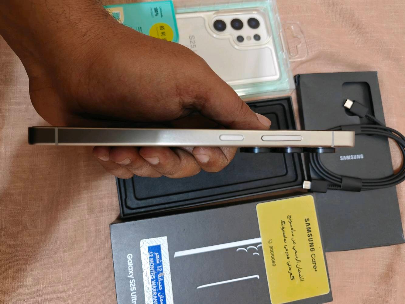 اس 25 الترا تيتانيوم بلاك ذاكرا 256 استخدام 3 اشهر فقط شرط كيبل شحن ممستخدمة مع كفر ولاصق شاشة ولاصق عدسات اصليات للبيع السعر مليون و200 مجال جدا بسيط عنواني بغداد اي استفسار عالرقم ***********