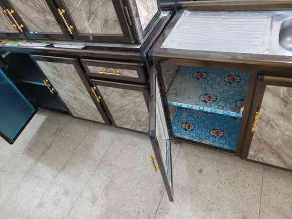 مستعد لشراء الكاونترات.
متاح 
كاونتر المنيوم 3 قطع جدا نظيف السعر 325 الف .قياس السنك 160 سم وقياس الارضي مترين وقياس الملحق 180 سم .العنوان قادسيه 2 قرب جامع ذياب العراقي .
***********
***********
يحتويان واتساب
