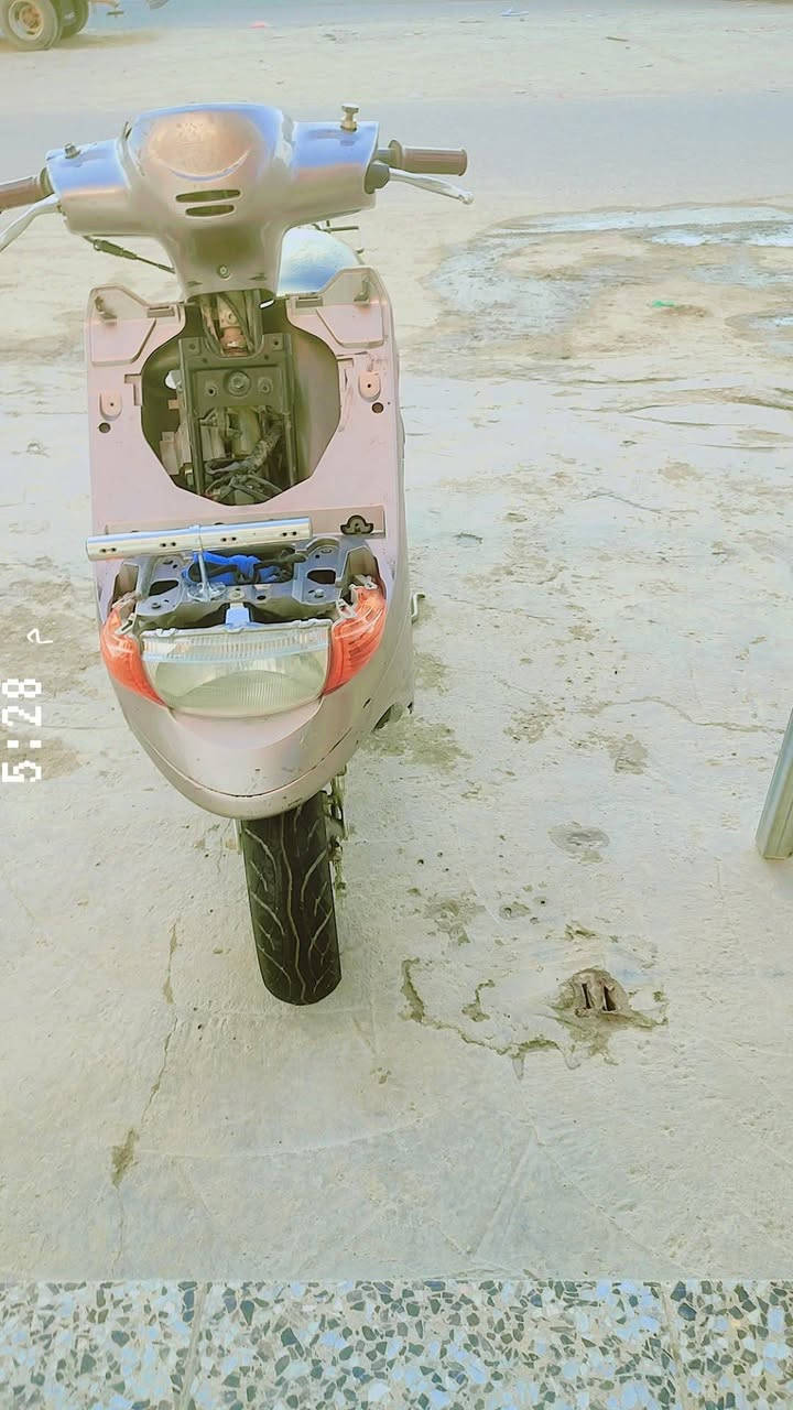 السلام عليكم دراجه للبيع 200 للمجال ***********
