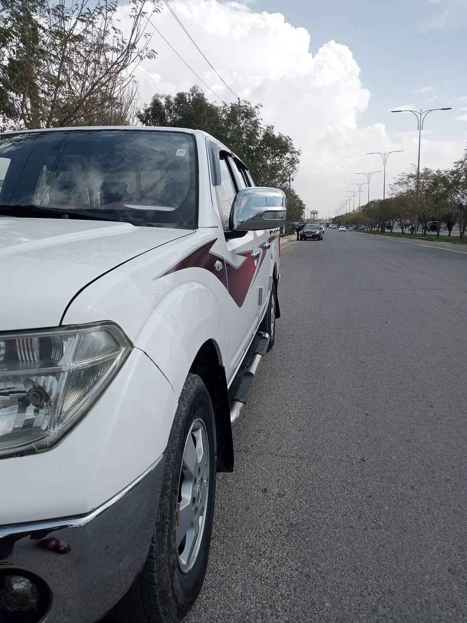 سلام عليكم 
سياره نيفاره ٢٠٠٩للبيع بلادي 
محركه مفتوح سياره جاهزه مابيه اي عيب تبريد تدفه كله شغال رقم سليمانيه سنويه صارله  منتهيه من ال23 شهر ال7 شرط التحويل  بيه صبغ حسب ماموضح بل سونار محركه اوكير ابشرط مابيه ايعب تارايك وين ميعجبك شرط معدل مكاني ديالئ جلولاء سعره((86))اوبيه مجال بسيط كلش    رقم الهاتف ***********فقط اتصال
