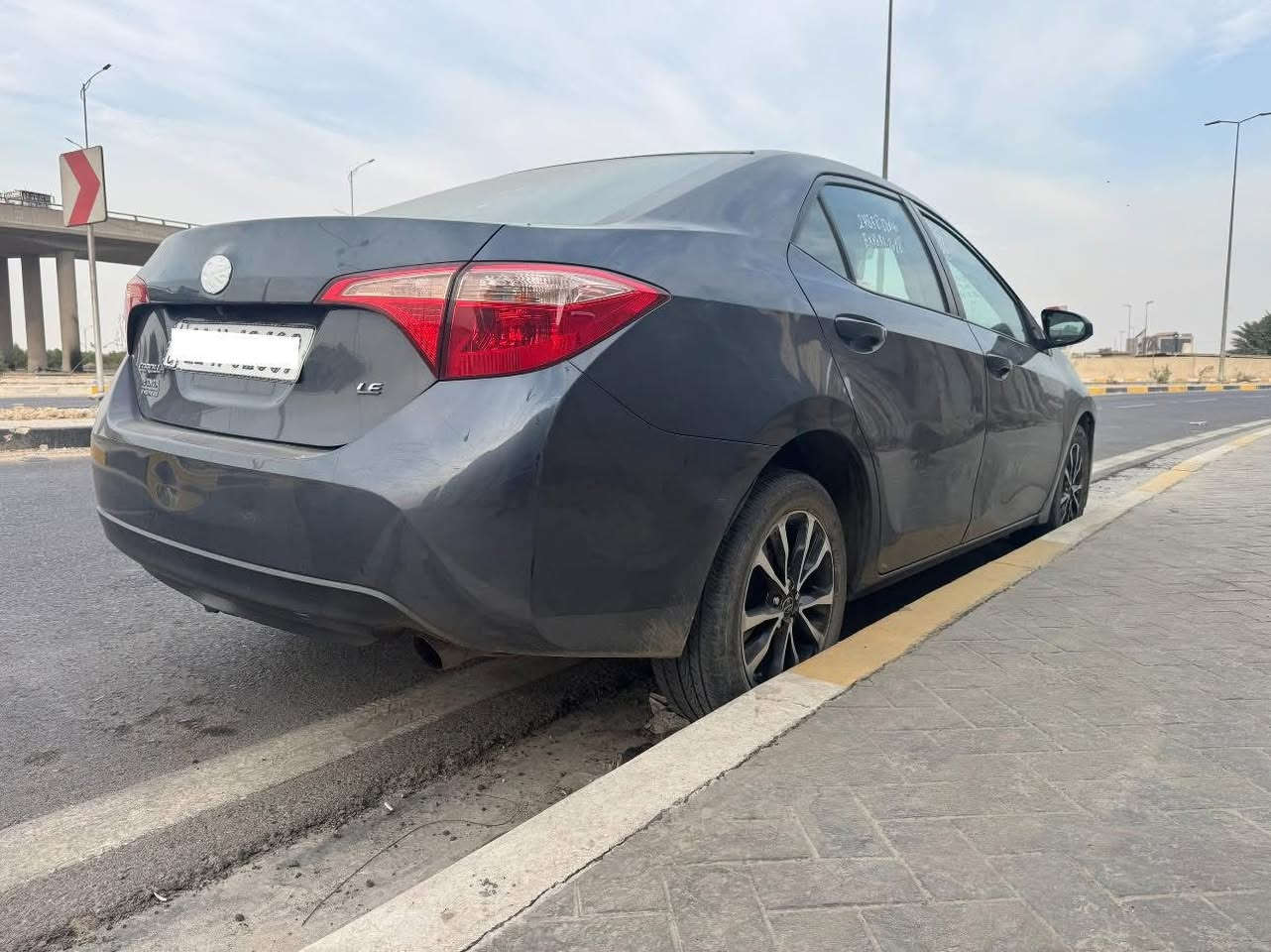 السلام عليكم للبيع 
٠٠ تيوتا كورلا ٢٠١٨ وارد أمريكي 
حادث جاملغ مبدل وبنيد نفسه معمر
.رقم بغداد 11.الدولي بسمي  تحويل ثاني يوم
... المواصفات.. LE
دخول ذكي نضام ترحيب+قياده ذاتيه +تحديد مسار +رادار جانبي وخلفي+نقطه عمياء+ شاشا تبريد بيانو + شاشا ديجتل + شاشا أعطال +مري رادار
تحكم فول جهتين مثبت سرعه

... تلاث انضمه قياده
//normal
//com fort
//Sport
//كير اوتماتيك +عادي + S

السياره بعد بيها هواي مواصفات السياره فول عده الفتحه ولبصمه

((السياره حلوه ومال جناي
-مكينه كير كفاله....... السياره ماشيه 77m
-حداديه جديده 
- سياره جديده على وضع الشركه 
-  غرفتها مرتبه وحلوه وكلشي جديد بيها 
- تبريد ثلج ❄️ 
:اخوان السياره جديده
‏‪0772 699 2415‬‏ الاسيا 
للستفسار 
‏‪0783 853 8516‬‏ الاثير
