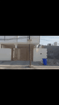 السلام عليكم 
بيت للبيع 250 متر 
طابق واحد 
عدد الغرف2
هول داخلي 
مطبخ
خطار 
صحيات 
بناء طابوق سقف صب السعر ١٢٥مليون مكان البيت اللطيفيه حي ١٤ تموز  
الاستفسار الاتصال على
 الرقم ‭***********
للعلم الواجه ١٥ متر
