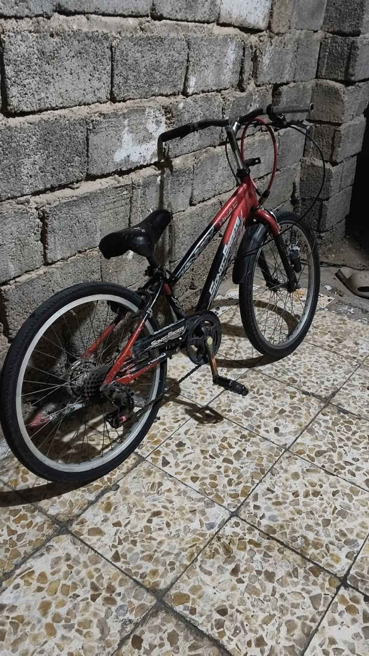 سلام عليكم بيسكل للبيع السعر80وبيه مجال ياباني باله


**إذا كنت صاحب هذا الإعلان وتريد حذفه لأي سبب، رجاءا أرسل رسالة إلى الدعم الفني**