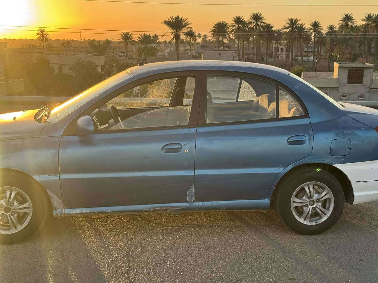 السلام عليكم
كيه ريو 

رقم بغداد تحويل ثاني يوم

موديل 2003

كير مكينه كفاله 

حداديه 80/100

كشر شوف العين 

دواخل جديده
سنويه لل 28
سياره خير من الله 

***********
