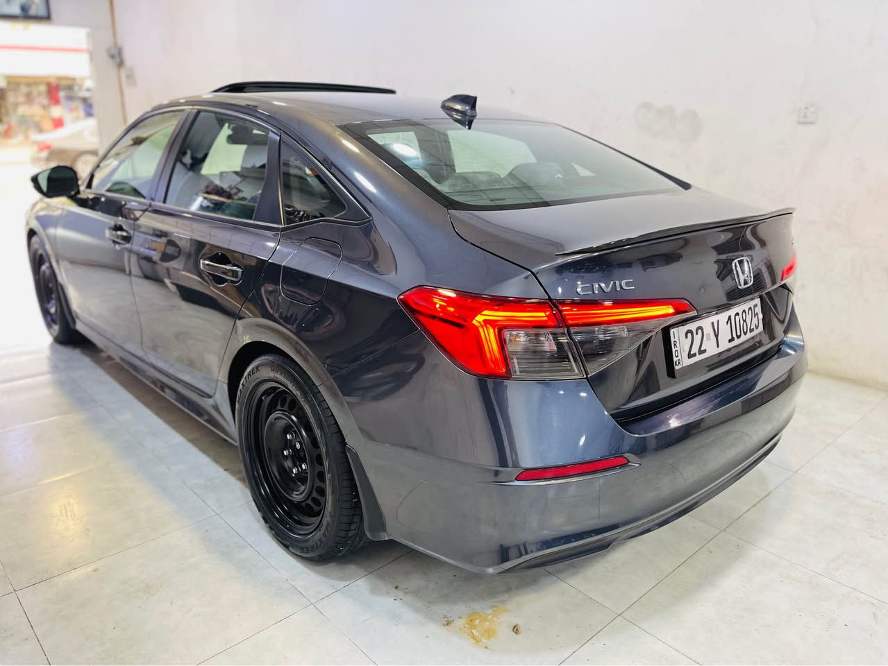 هؤندا سيفيك سبورت2022 
فول المواصفات 
سلايد بصمه رادار
كشن هيتر ستيرن هيتر
ماشيه ٣٠ الف
بدون ارباك بدون دواخل
فقط جاملغ امامي سايق بدل بلادي
كير محرك كهرباييه كل بشرط
١٤٦$
مكان اربيل
*********** أربيل, العراق
