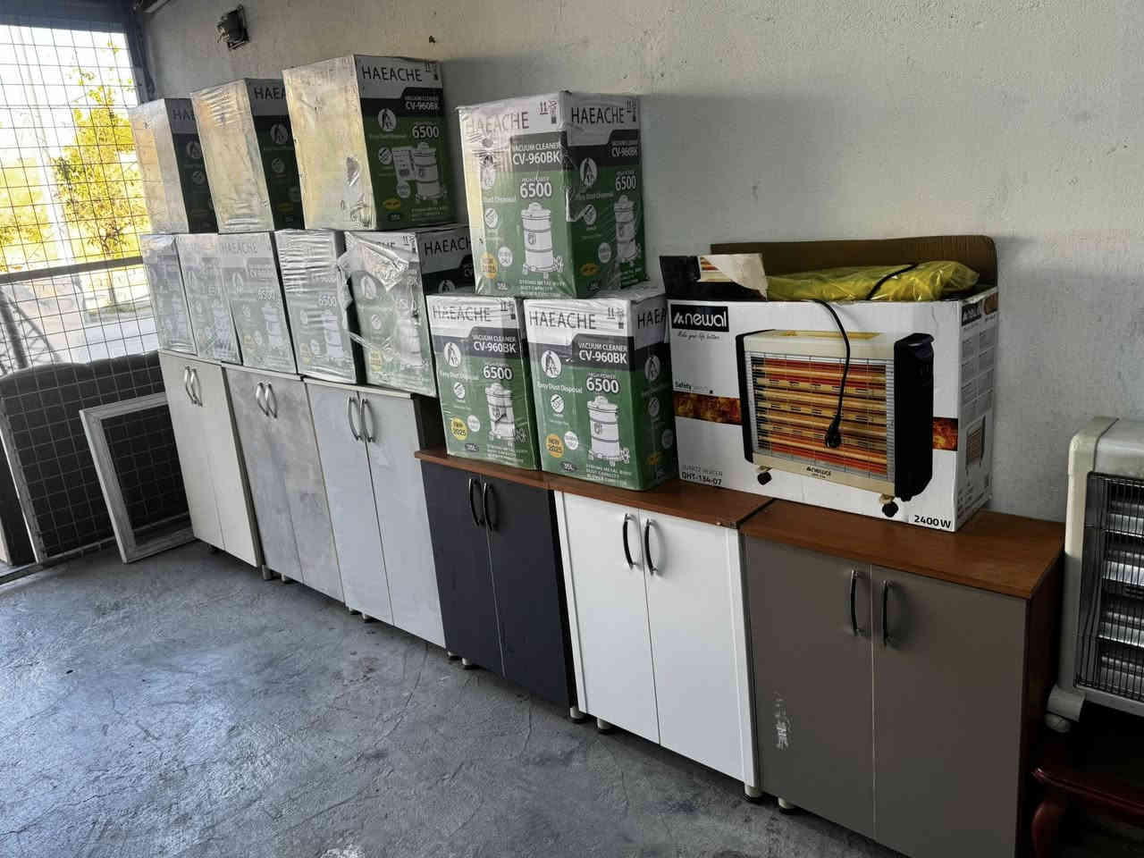 مجموعه اغراض منزليه للبيع مستخدم و جديد بأسعار جداً مناسبه للاستفسار اتصال *********** او مراسله بريد الصفحه
عنوانه بكرجو شارع عوال مقابيل حديقه كوستجم او مدرسه شنيار للبنات ((معرض حذيفه))
