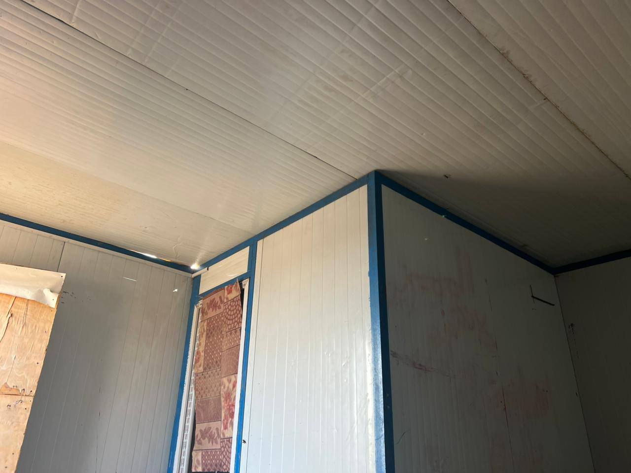 كرفان 4*6  مستعمل قليل للبيع
موجود في سوق الشيوخ
للاستفسار مراسله الصفحه
 اتصال او مراسله واتساب على الرقم 
***********
