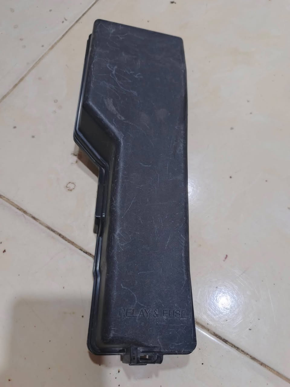 السلام عليكم من رخصة الآدمن
عندي اغراض تويوتا افلون للبيع وهذا رقم الواتساب ***********
