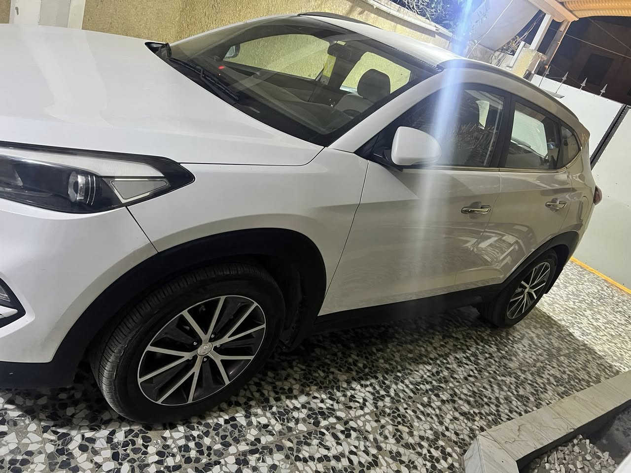 لبيع او المراوس توسان موديل 2018خليجي شركة الكاصد كفاله عامة 
السونار موجود بالمنشور مكينه 2000دوش ماشيه 133 الف حقيقي كير محرك مكفولات رقم بغداد باسمي 
عنوان الحلة ناحية النيل السعر ١٨٠وبيها  مجال شي بسيط   للستفسار 
***********
***********
