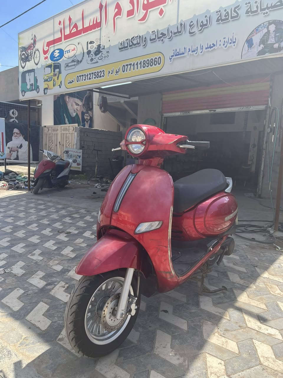 يالله السلام عليكم دراجه اوتماتيك شلعه معدل فول الدراجه فول خير من الله كل نقص مابيها بس الهند مكاعد عدل أمه الدراجه شوفت عينك الدراجه كوري كوري كهربائيات كلها شغاله نكره سلف واحد عله واحد معه العلم الدراجه احله من الصور مستعجل على بيعتها اتصل وتدلل السعر375بيها مجال بسيط معه العلم ماخذينها ب1900اتصل اتصل ***********مكاني القصيرين قرب الغالبيه لدات كلهن شغالات وره لحسينيه مال راجديه
