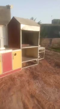 اغراض شلعة • للبيع • ممكن مفرد