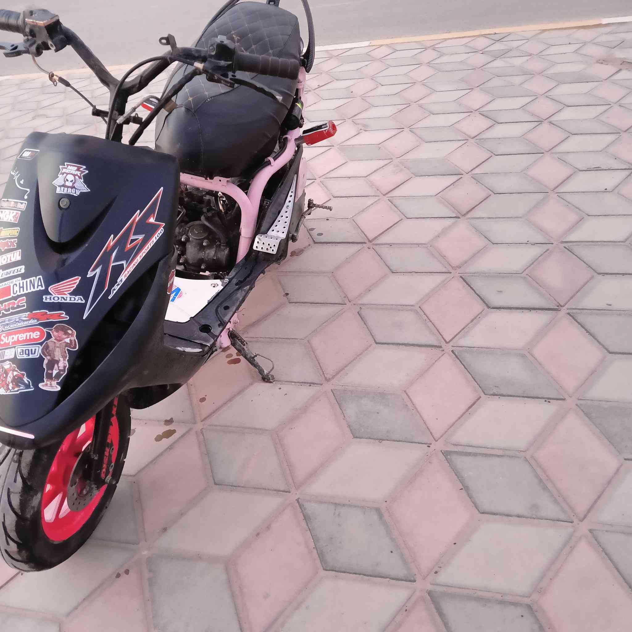 السلام عليكم ماكس عدله وردي مال لعب  نضافه فول شلعه ومعدل فول نقصه بس سلف هندر من اول دفره سعر خاص رقم الهاتف ***********
