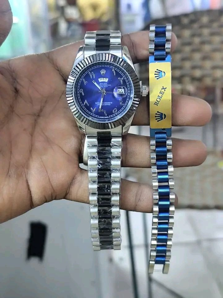 أناقتك م بتكتمل الا مع طقم الرولكس ✨
ساعه تجمع بين الفخامه والاناقه ✨
ذات طابع ملكي 👌
معشوقة الجميع 🤤🔥
ماركة رولكس Rolex🛍️✨ 
رولكس مع اسوره 😌🤍
طقم كامل 
رولكس ستانلس ستيل 🤍✨
ضد  الماء 
الزجاج  كرستال ضد الخدش 
اللون  ثابت 
تقويم   كامل 
نظام التشغيل   بطاريه 
الوان  متعدده   اشكال  مختلفه
مكنة ياباني

توصيل فوري 🛵🛵

للطلب واتس 0919868569 

#شخصيتك_من_ساعتك
#اقل_سعر_في_السوق


**إذا كنت صاحب هذا الإعلان وتريد حذفه لأي سبب، رجاءا أرسل رسالة إلى الدعم الفني**