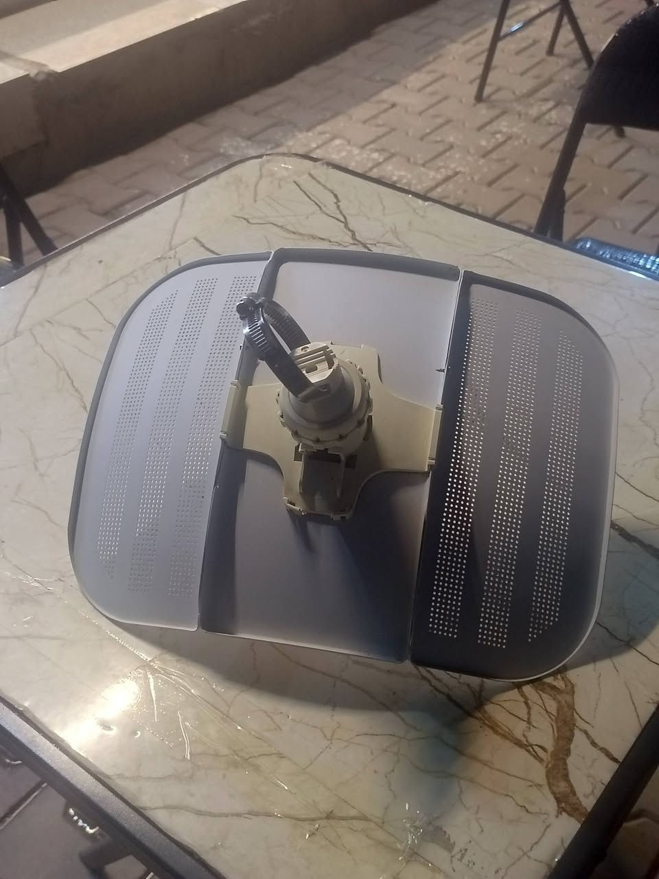 السلام عليكم نانو لبيع بسبب السحب على الكيبل الضوئي بعده جديد للاستفسار على رقم ‏‪***********‬‏
