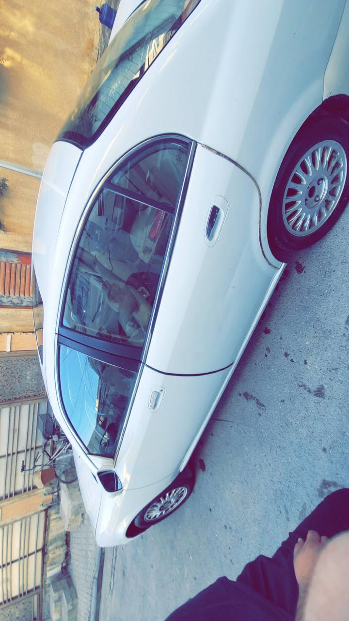 السلاك عليكم //***********
شيري استرا كير محرك مسيبوشي لانسر من الشركه بدون تحوير بلاد سياره فول موصفات تحكم مري كراسي كهرباء حساسات خلفيه رقميه برده خلفيه قفل سنتر ريمونت اناره ترحيبيه فتح اباوب بانوراما سياره جدا نضيفه بيها قطعتين صبغ ابيع حزام سياره تدفئه شغاله رايدها ب ٤٩وبيها مجال و ماكو هيج سعر شاهد الله مستعجل ع بيعتها  ارقم و هزه و سنويه جدد مكاني بغداد البنوك ***********
