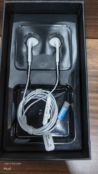 سماعة ايفون • اصلي وكالة • تحكم أزرار