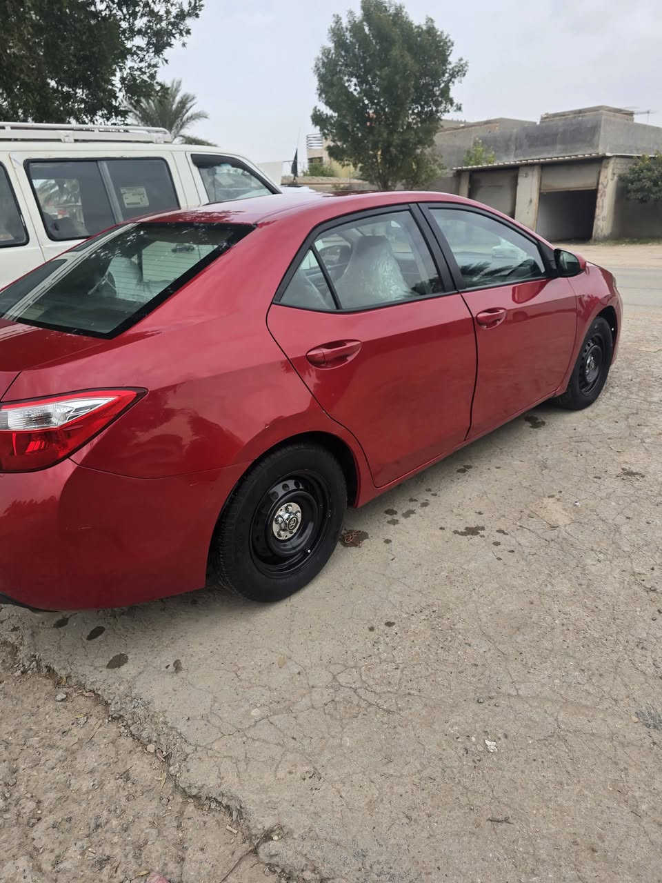 السلام عليكم موديل 16 حادثها جاملغ وبنيد امريكا عنوان الحله سعر 120 وبيها مجال رقم الموبايل ***********
