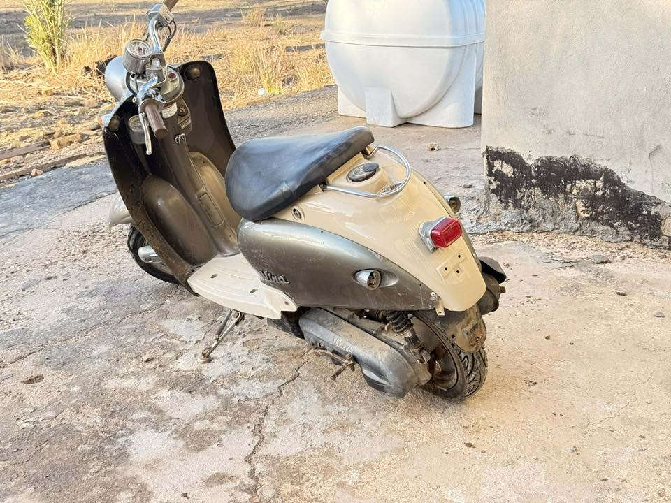 سلام عليكم عبد الحليم للبيع كوم حديد عاطله ما اعرف شبيه سعر 100 وبيه مجال رقم تلفوني ***********
