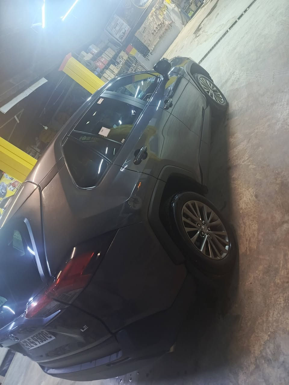 موديل 22 للبيع... ومراوس صبغ 3 قطع امامي جاملغين خلفي صبغ محدد ماشي 35 ميل رقم سنويه جديد بدون ارباك حجر بيىه موجود رادار موجود مكان بيجي   ***********
