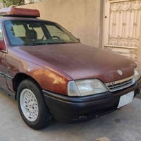 أوبل أوميغا • اوميغا 1989 • سيارة أوتوماتيك • سيارة مستعملة • أوبل قدي...