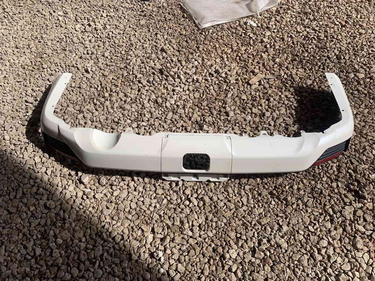 شاشه الاندكروز 21 والحيه إماميه وخلفي مالت 23 والحيه 17 والايتات الاندكروز 15 البيع جدد كلش المكان الدوانيه الحمزه الشرقي سعرهن $500 الاستفسار ***********
