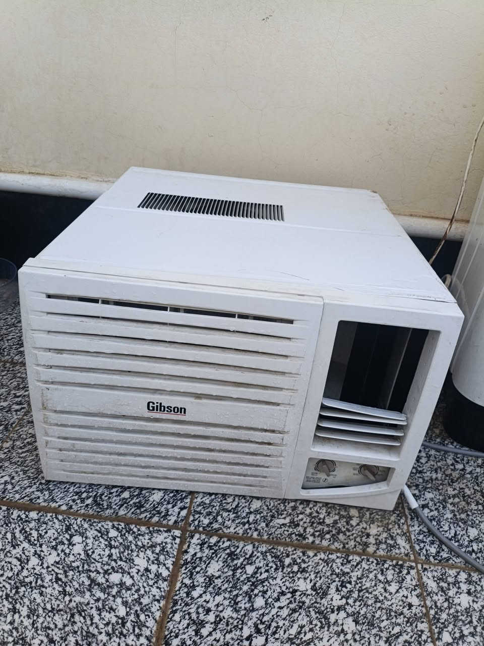 مكيف طنين نضيف جبسون
