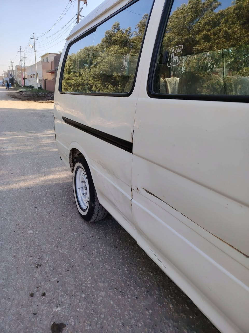 سلام عليكم سيارة جنبي موصليه للبيع مديل 14 سنويه عضم عاج سيارة جاهزه من كلشي مكينه  كير واكسن تخم تاير كله كفاله كهربائيات كلها شغاله باور شغال ماي هورن بوش مكان بابل سعر 30وبيها مجال رقم *********** الاستفسار👉
