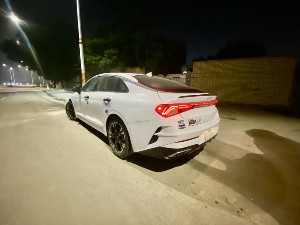 السلام عليكم
KIA K5 GT LINE 2022  كيا كي فايف لون ابيض موديل جيتي لاين 
مواصفات
فول ماعدا بانوراما
بصمة
رادار امامي 
رادار بالمري 
تشغيل عن بعد 
كشنات جلد اسود
شاشة جبيرة 
كار بلي 
كاميرا خلفية 
AUTO Hold
كشن كهرب 
وباقي مواصفات المعروفة جتي لاين
ماشيه 49 mi 
عنوان السياره: السماوة
رقم بغداد حرة
السعر : 176ورقه بيهه مجال حق الجيه 
واتساب ***********
