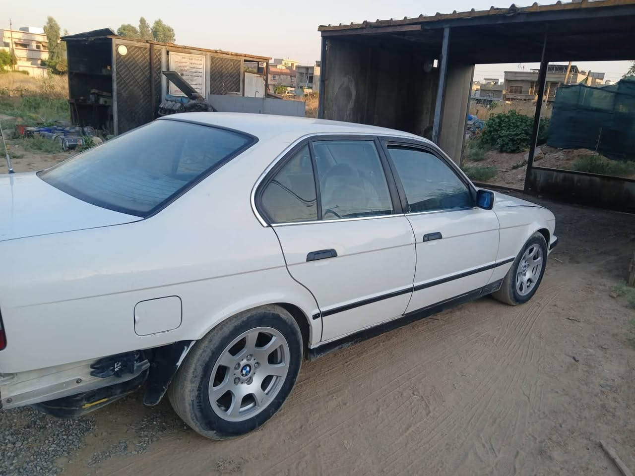 سلام عليكم bmw1991 525 محرك 25 مسكر كير اوتو كير و محرك شرط رقم كركوك سنويه منتهي شرط تحويل سياره تبريده شغال جاهزه يحتاج مصروف قليله بي ضرر جاملخ امامي سايق شري يخابرني و تدلل سعره 42 وبي مجال مكاني كركوك ***********
