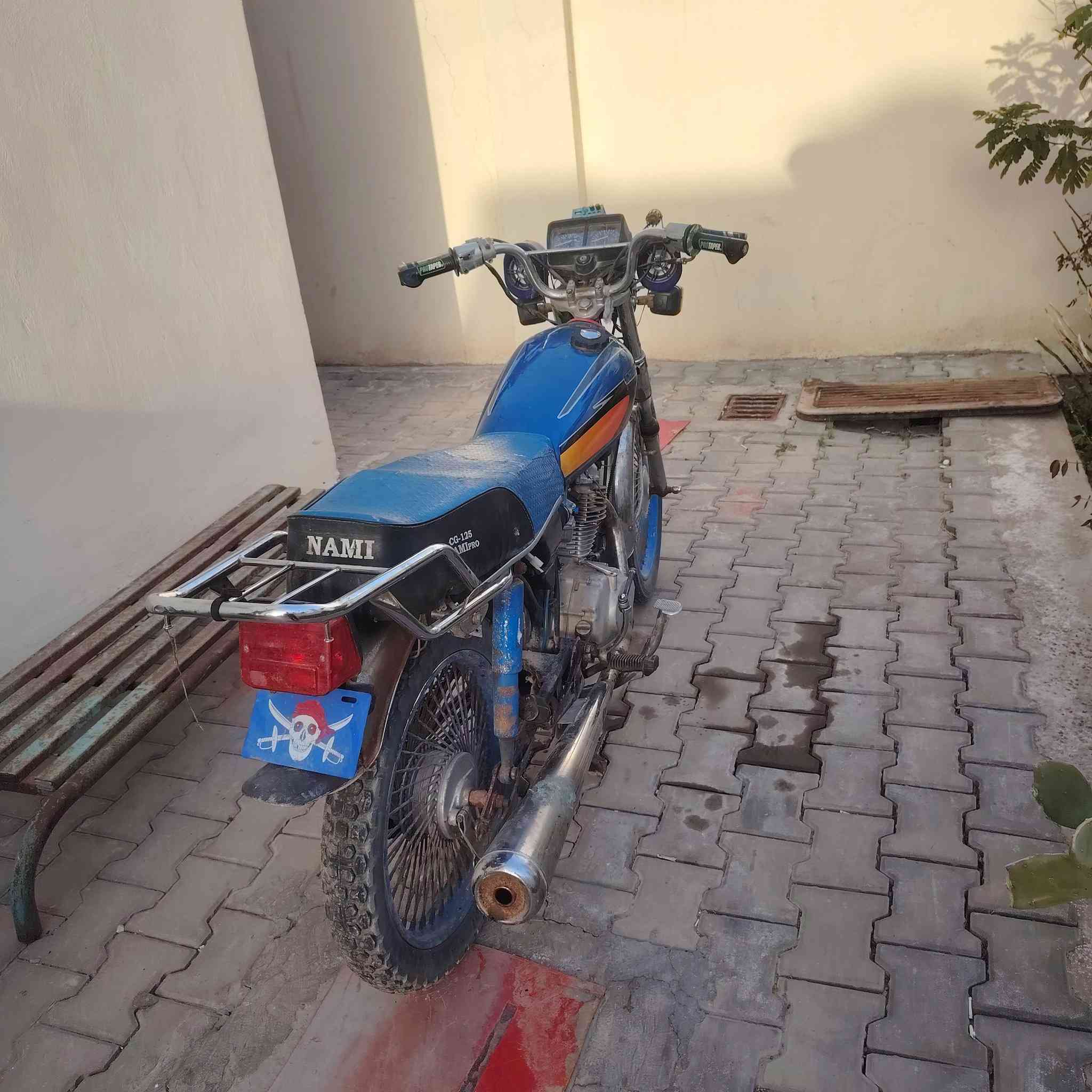 سلام عليكم للبيع كلك سعر 250 وبيه مجال ***********
