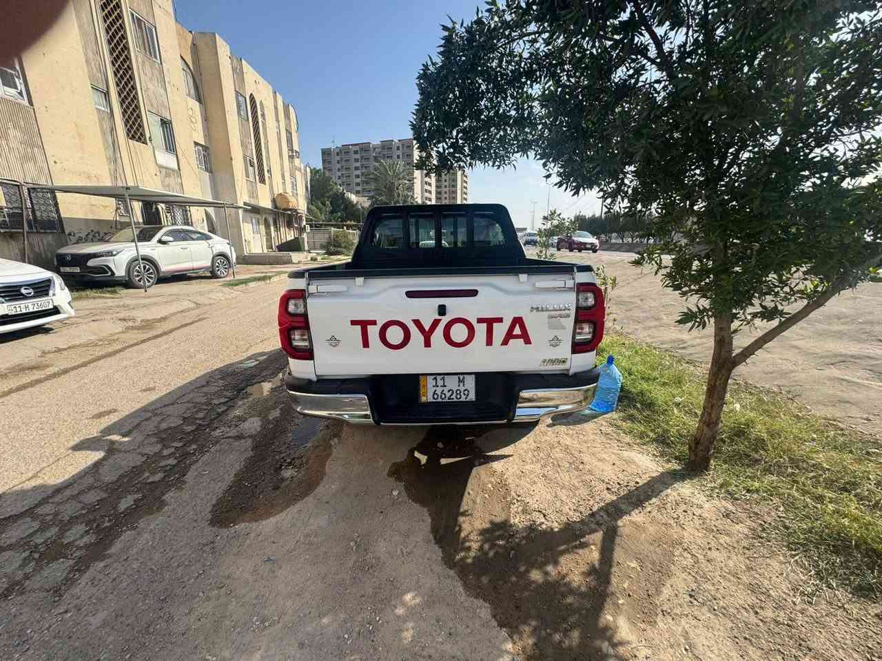 السلام عليكم تيوتا هايلوكس ساز اوتماتيك فول مواصفات  للبيع رقم بغداد باسمي تحويل ثانيوم 
مكفوله كفاله عامه والفحص موجود مالتها بل صور السعر ٣١٥ وبيها مجال حك الجيه العنوان بغداد السيديه
رقم   ***********
