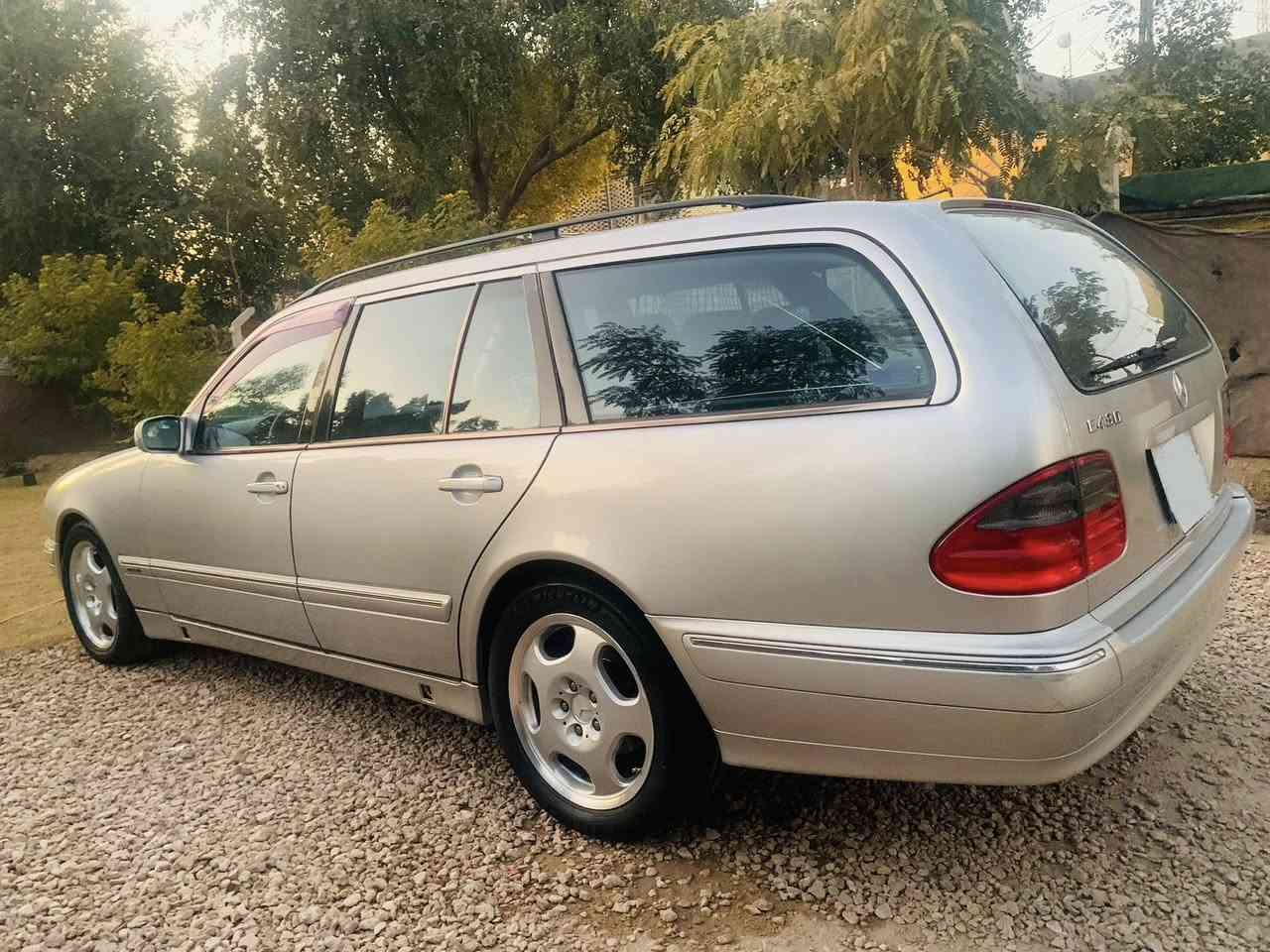 للبيع مارسدس ام عيون W210 430 ستيشن موديل 2001
8 سلندر فول مواصفات افنگارد
 وارد اليابان سيارة بلادية بدون صبغ بدون تبديل بدون تعديل كشنات جلد 
تحكم كشن كهرباء
 مري شفط 
كشنات خزن ميموري
جام اخضر بلادي
 فتحة سلايد روف 
ويل  17 بلادي 
جام اوتوماتيك 
واهل المصلحة يعرفون مواصفات الافنكارد 
رقم سليمانية سنوية بأسمي 
السعر المطلوب 140

‭0777 008 1144‬
***********
