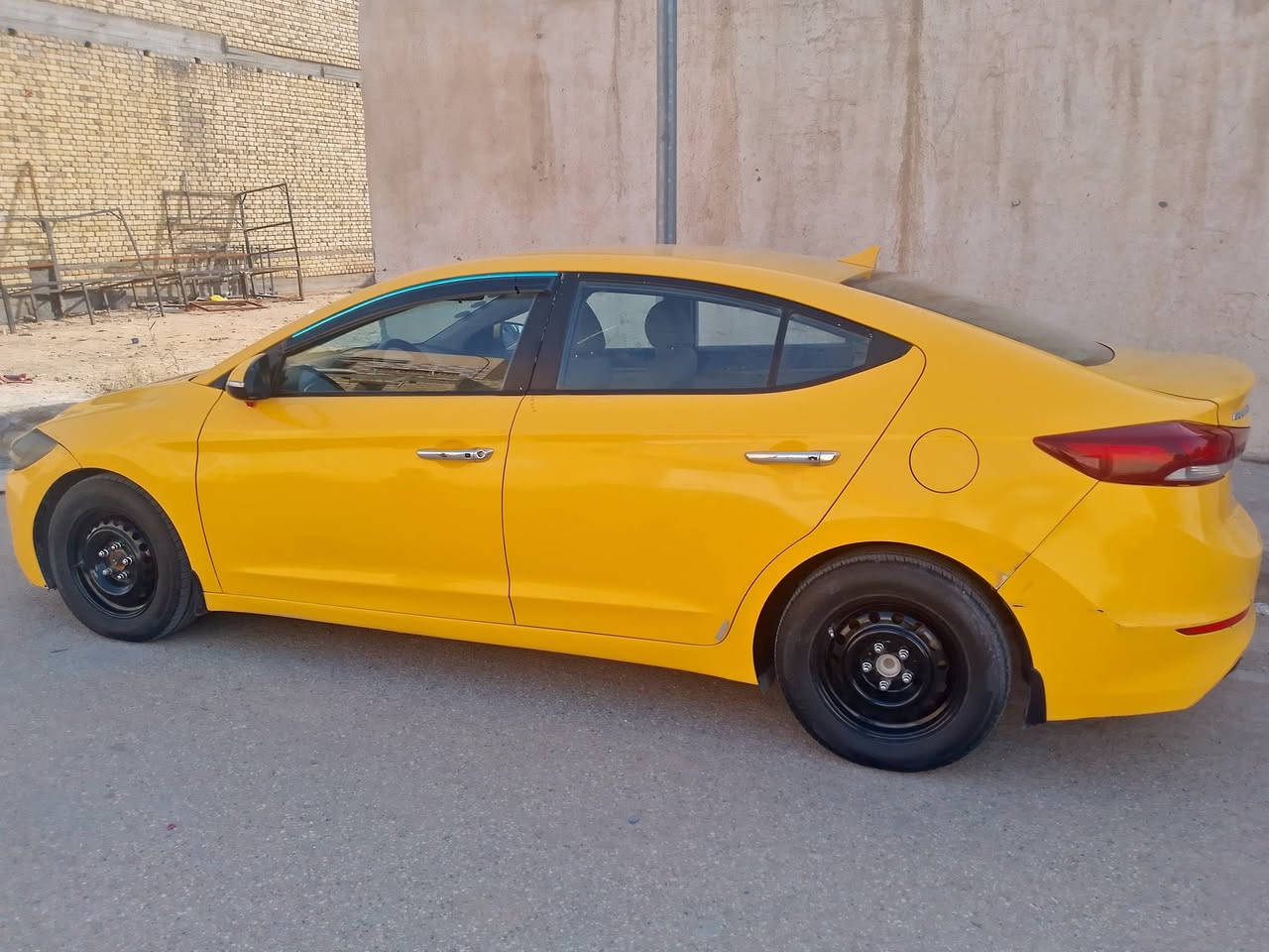 النترا 2017 خليجي مكينه وكير شرط لاتنقيص ولاتبخير سياره حلوه وجاهزه السعر 125 بيه مجال قليل حك الجيه التواصل رقم الهاتف *********** مكلف بالنشر
