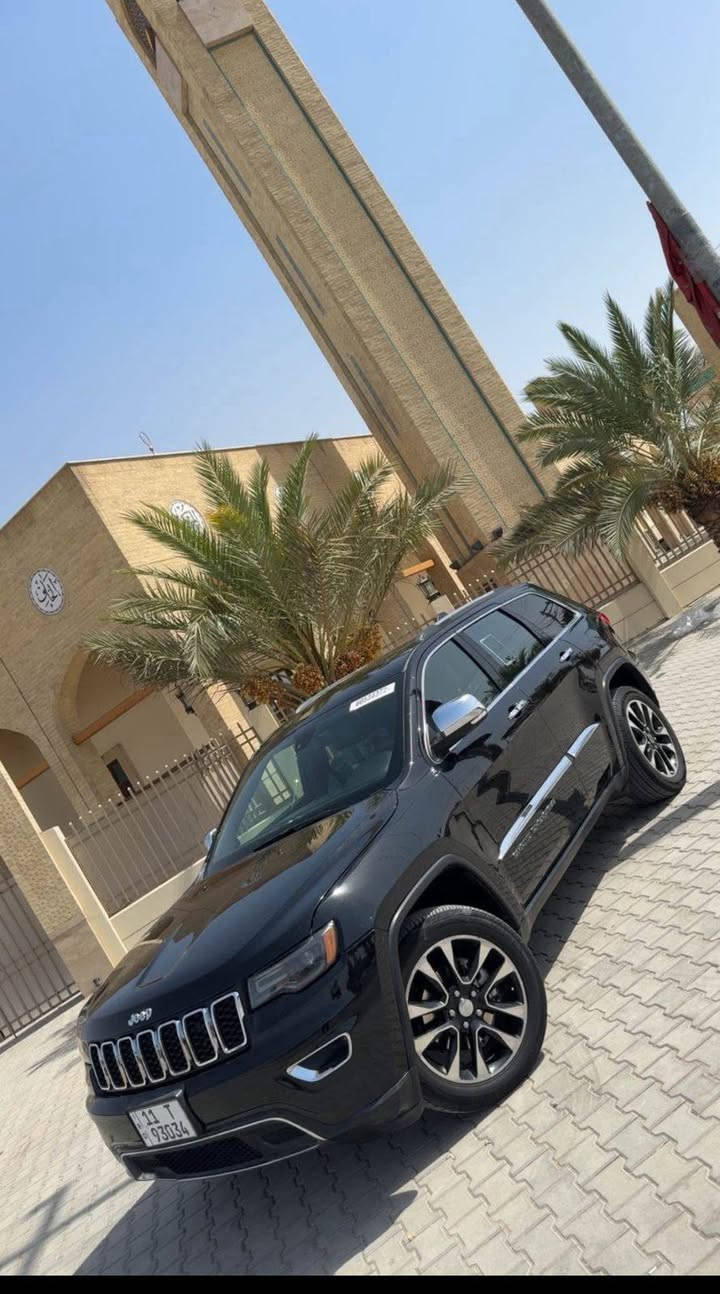 جيب مديل 2017فوول بلاص لمتدد 

ضرر السياره بنيد وجاملغات 

سونار موجود 

رقم السياره بغداد انكليزي 

تحويل شوكت ماحب مكان السياره النجف الأشرف 

المواصفات 

6سلندر 3600مكفول 

فتحه سقف بنوراما 

كشنات جلد تدفئه تبريد 

كشن السائق خزن ميموري ذاكره 

سستم صوت 9سماعات +دمام جنطه 

صندوق كهرباء 

رادارات جانبيه اماميه 

شاشه 8انج 

نضام GPS

كأمره دواره 

لايت زنون زرع عدسات ضمان 

اوتو ستوب 

اوتو بريك 

فور ويل 4x4

3انضمه قياده نضام سبورت +ايكو 

مري قلاب مع رجوع إلى الخلف R

دواخل صاج+تطعيمات فايبر بلادي 

تبريد 3قطع 

عداد المسافه 85ميل 

وباقي المواصفات Jeepالغنيه عن التعريف

السعر185$
***********

ملاحضه
ترهم امراوس
