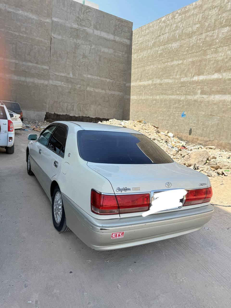 السلام عليكم جنون 2002كصه قماره فقط كامله جاهزه حجز مرور بيها
دكمتين ديفوار الصغير حديديه توه شادها من طول لطول
مكانها بصره السعر 44
***********
