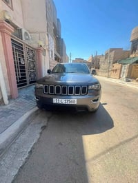 جيب ٢١ لاريدو موصفات عاديه حادثهه ٣ قطع بنيد وجاملغين  وبيهه طخت شاصي ...
