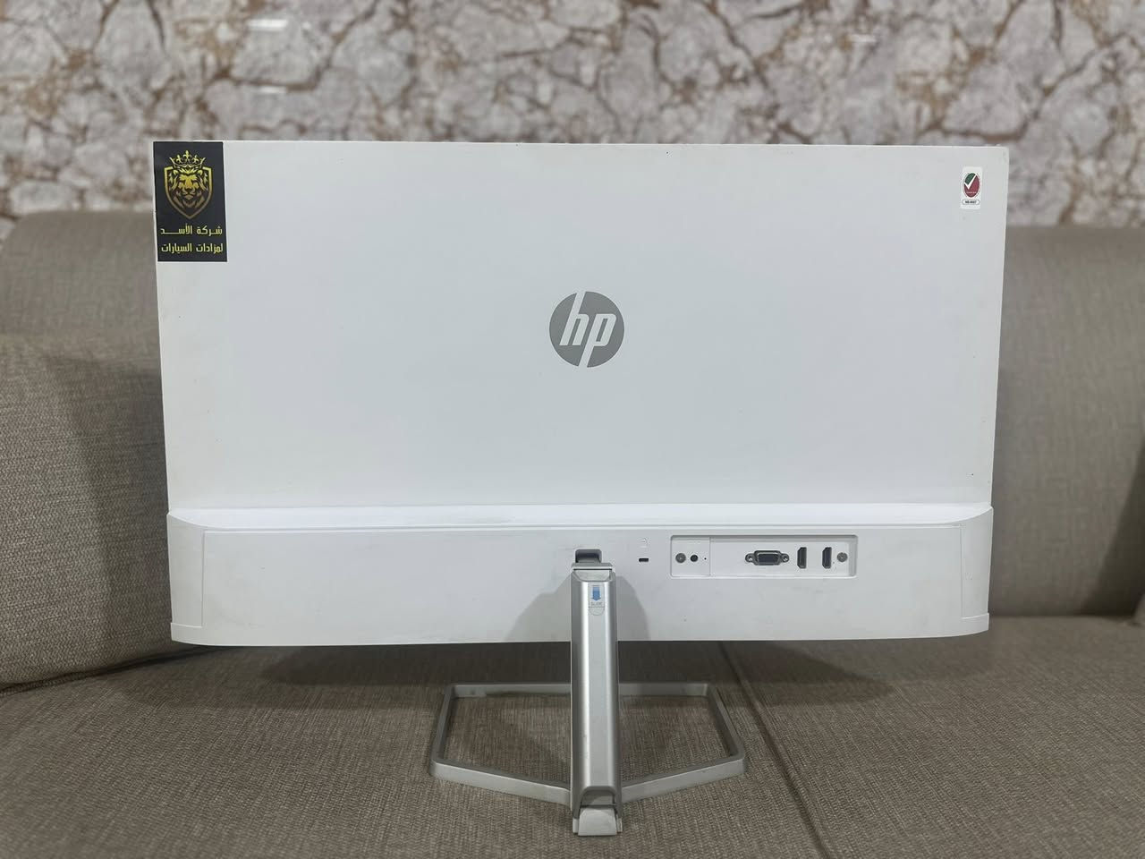 شاشات عرضLGوhp نضيفات كلش استخدام قليل
� تستخدم عادة ويه:

 • حاسبة مكتبية (Desktop Computer)
 • لابتوب حتى تكبر الشاشة
 • أحياناً رسيفر أو كاميرات مراقبة أو أجهزة ألعاب

يعني الشغل الحقيقي يكون بالجهاز (الكمبيوتر)، وهاي بس تعرض الصور  
LG سعرهه 155
hp سعرهه175
البصره/ الجنينة


**إذا كنت صاحب هذا الإعلان وتريد حذفه لأي سبب، رجاءا أرسل رسالة إلى الدعم الفني**