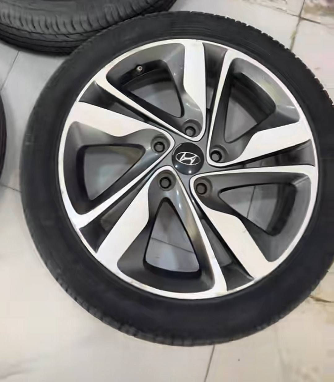 عندي هذا ويل افانتي واريد اراوسه ويل كب النترا 17 كون ببغداد الامين او الدوره


**إذا كنت صاحب هذا الإعلان وتريد حذفه لأي سبب، رجاءا أرسل رسالة إلى الدعم الفني**