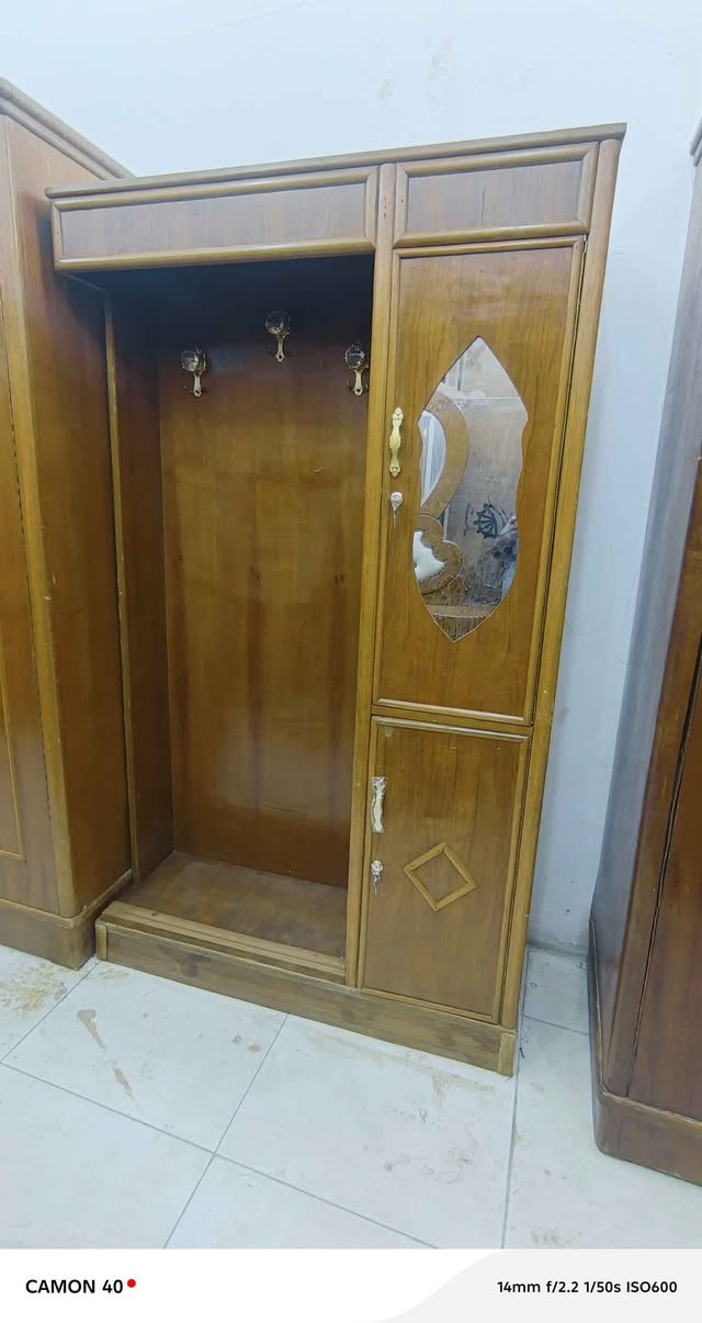 غرفه تزكام صاج ثقيل 5باب نظافه فول العنوان اربع سايدات جدد مال عبجية قرب صيدلية محمد جاسب بدر ميسان نهايت كراج بغداد (***********) عمارة, ميسان
