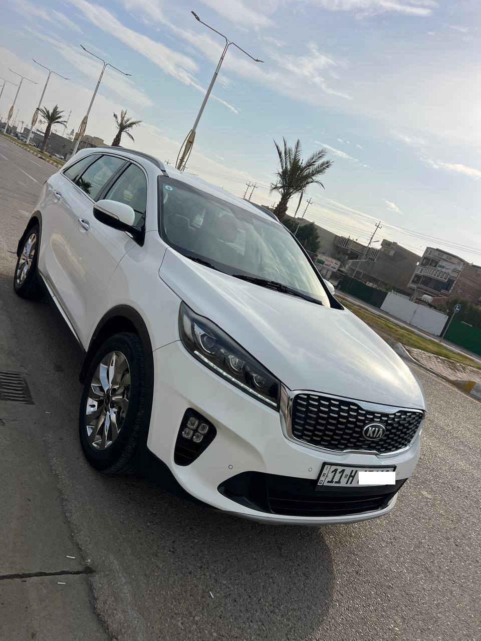 سلام عليكم
سورنتو. مديل 20 
محرك 6 V
فول مواصفات. عده البنرامه 
بصمه. 
بردات خلفيه 
حساس امامي وخلفي 
7 راكب 
تبريد 3 قطع 
ماشيه 140 كيلو متر 
كفاله شخطوط بسيطة كما موضح بالسونار بين الباب الخلفي والجاملغ
كير ومكينه جدد بلا فتح 
جنطه ذكيه 
تخم تاير جديد بيها
ادامة محرك وحدادية قبل سبوعين اشتغلتهن مابيها كل نقص
سعر  ٢٤٨ وبيهه. مجال.  
مكان سياره الانبار فلوجة
جديده سياره وبلعافيه ع ياخذهه 
الاستفسار ***********
