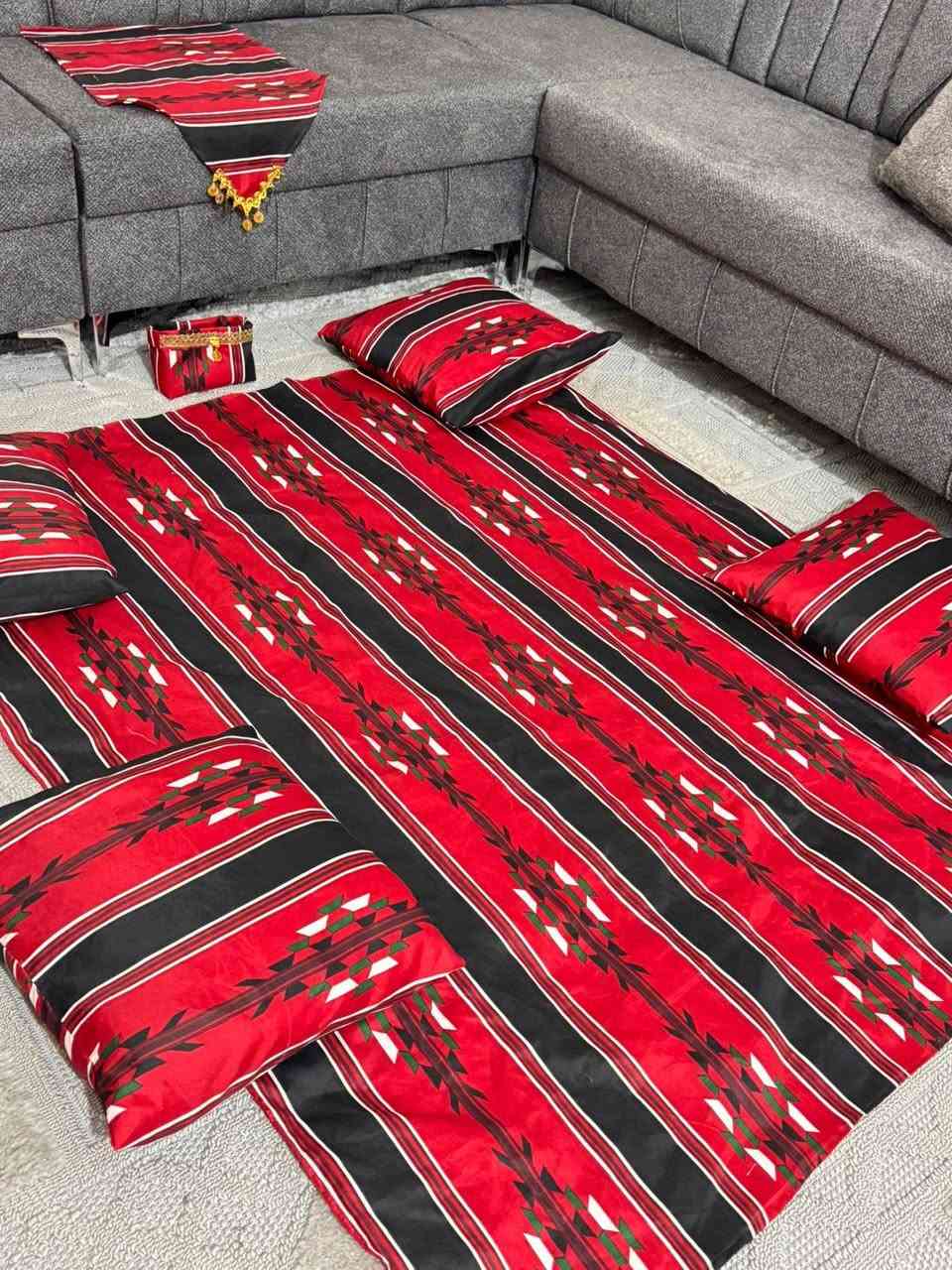 السلام عليكم متوفر مفرش رمضاني متكون من 7قطع  ويتوفر اخياط حسب الطلب مكاني ذي قار السعر 15


**إذا كنت صاحب هذا الإعلان وتريد حذفه لأي سبب، رجاءا أرسل رسالة إلى الدعم الفني**