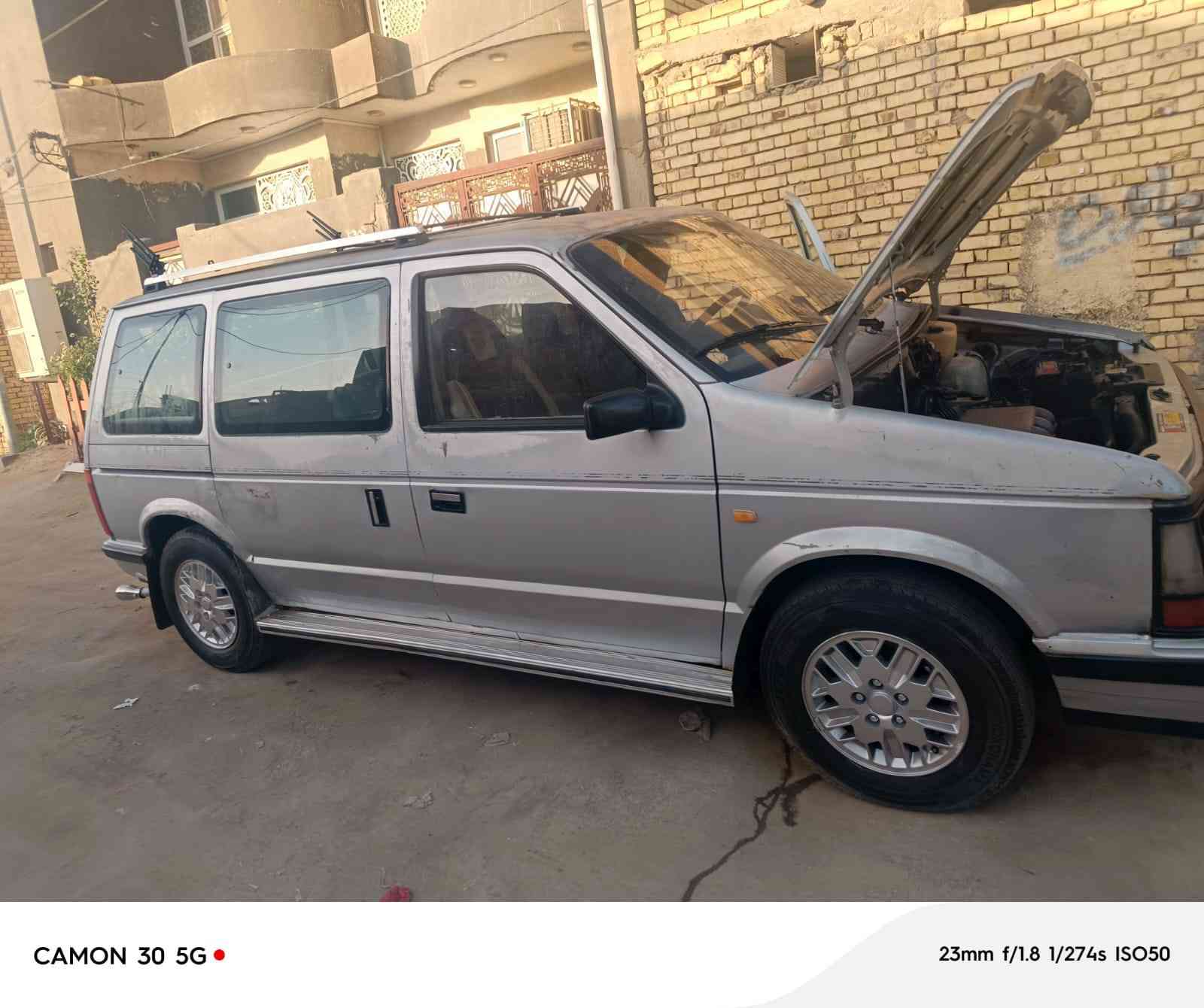 كلايزر موديل 90
سياره برغي واحد مامفتوح بيها ليبل واحد سياره 
سياره جديده كلش 
مكينه كير حداديه تخم تاير شرط بيه نهضه تخبل ترايك للسعوديه شرط  مكينه بلاد 3000
كله جديد بيه 
رقم قادسيه ديوانيه سنويه ساقطه عل مشتري
السعر 47
مكاني ناصريه 
***********
