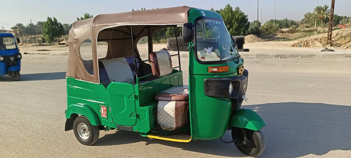 السلام عليكم شباب تكتك للبيع موديل 22 رقم واسط كفاله عامه لا صبغ ولا ضربه ولا معجون تخم تاير جديد المكان بلكوت السعر خاص رجائن المو شراي لا يتعبني الاستفسار ع الرقم ***********
