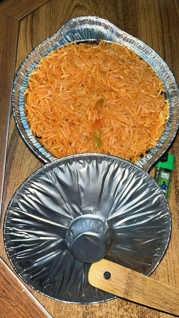 السلام عليكم ورحمة 
🧿🧿🧿🧿
متواجدين يوميا
نشتغل طلبات خاصة للعزائم
والمناسبات وكذلك توزيعات محرم بااسعار تناسب الوضع الحالي
لحم عجل خالص ١٠٠بالميه 
من قصابة ابو تراب 
دجاج ذبح ١٠٠بالميه  دجاج آلشمري 
مااحلل الي تستخدم صوري🪬
 مااحلل اي وحده تاخذ الصور
واتساب ***********
#الرزق_على_الله
