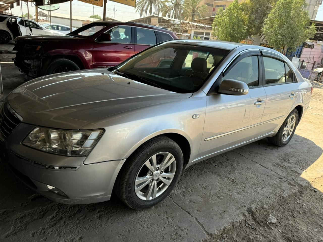 السلام عليكم من رخصت الادمن المحترمين سوناتا 2010ادوات متؤمه رقم سليمانيه الرقم العريظ انكليزي السياره خليجيه بنزين اصل مكينه 2400المرغوب اصل بانزين داخل عسلي كفاله عده الكصه بيهه كصه وحده مابيهه نقص برغي علا وظع الشركه مكاني بابل السعر 50وبيه مجال ***********
