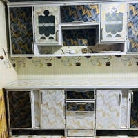 كاونتر ٢٫٥م • سنك مرمر ١٫٧م • ٤ قطع