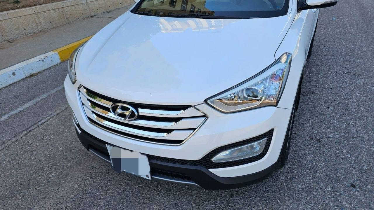 سنتافي موديل 2016 
عربي
محرك 4 سلندر 2.4L
استلام شركة GK، بحالة ممتازة (كلين)
المواصفات: بانوراما، دفع رباعي (4WD)، 7 راكب، مثبت سرعة، تحكمات ستيرن
السيارة ماشية 84 ألف كيلومتر
السعر: 189 ورقة
للاستفسار (واتس): ***********

كوردي 
موتۆڕی ٤ سلندەر ٢.٤ لیتر
کۆمپانیای GK، زۆر پاکە (کلین)
مواسیفات: بانۆراما، ٤ ویل (4WD)، ٧ سەرنشین، مۆسێبەت سرعە، تەحکەمات ستێرن
سەیارەکە ٨٤ هەزار کیلۆمەتر ڕۆیشتووە
نرخ: ١٨٩ وەرەقە
بۆ زانیاری (واتس ئەپ): ***********
