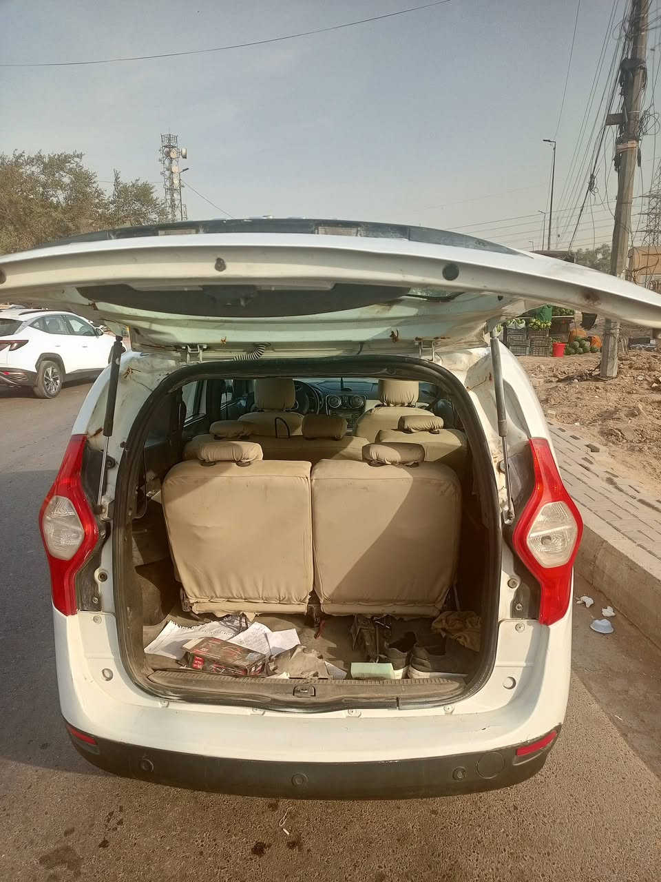 سلام عليكم رينو لودجي للبيع 2014 شرط تحويل السعر 50 بيها مجال رقم الهاتف ***********
