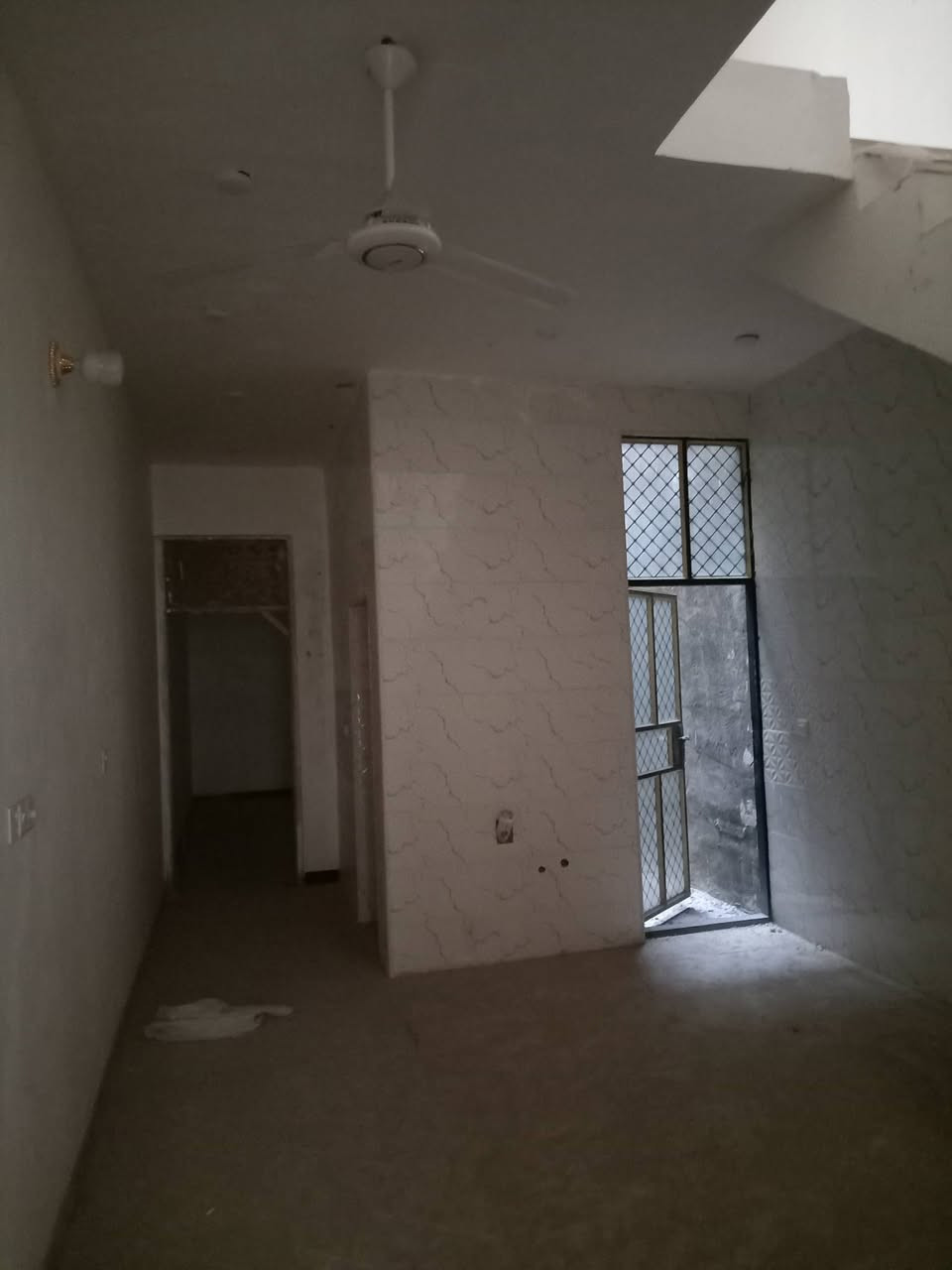 اسلام عليكم ورحمة الله

يسر مكتب المحمود للعقار 🏡🏡
🫵🫵🫵🫵🫵🫵🫵🫵🫵
عن توفر دور سكن تونات ملك صرف

 🌺🌺🌺🌺   ملك صرف زراعي 🌺🌺🌺

مساحة ١٠٠متر صافي ٢نون مع صاله

ومطبخ __خدمات البيت تسليم مفتاح

منطقه مرتبة خدمات كاملة بداية المنطقه

قرب عل شارع لعام ملك صرف زراعي
👇👇👇👇👇👇👇☝️☝️☝️☝️☝️
السعر ٩٥ مليون مع المجال
مكتب المحمود للعقار ابو حسين *********** بي واتساب
