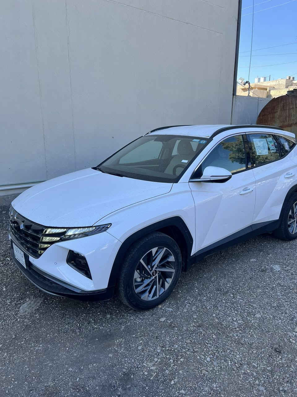 السلام عليكم توكسان 2024 ضمان شركة الاولى جديدة جدآً بحالة الشركة حتى القابلون بيع ماشية 23 الف عدا بيع هاي الطخة مصوره مكان السيارة الكاظمية السعر 21,700$ هاتف
***********/***********
